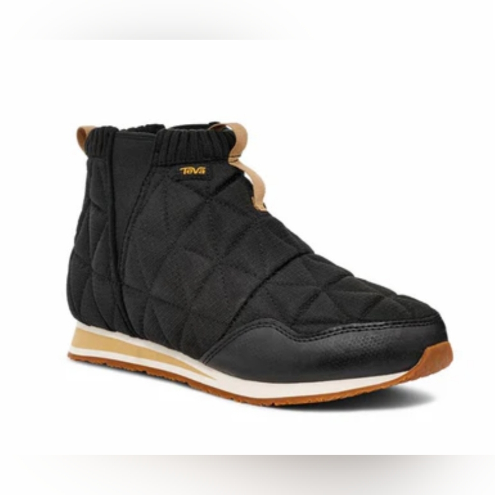 New Teva women W REEMBER MID Boots Size 7
